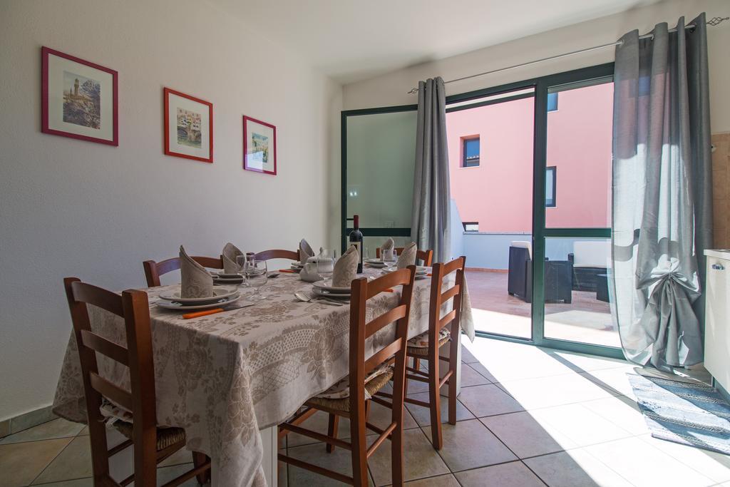 Residenza Maria Antonia - Private Apartment Orosei Exterior photo